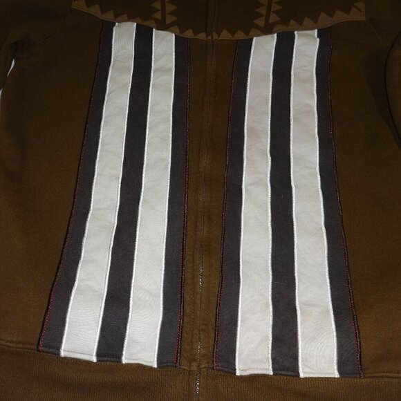 Assassins Creed hoodie men's size L, brown, cotton/ poly. very good condition - Picture 6 of 10